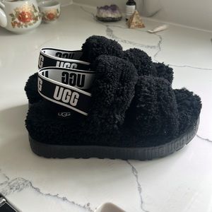 Fluffy black ugg sandals